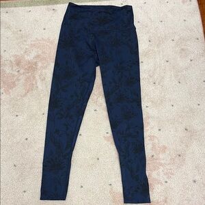 Beyond Yoga Navy Floral Leggings